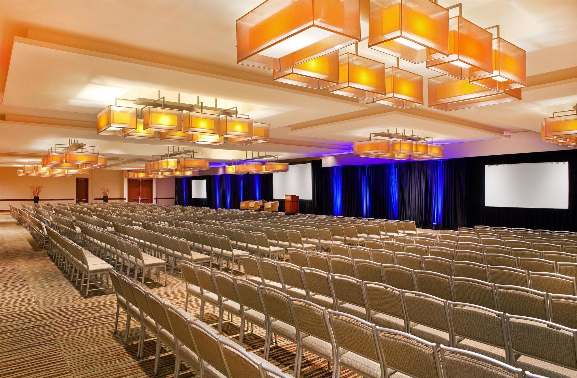 The Westin Washington Dulles Airport Hotel Herndon Exterior photo